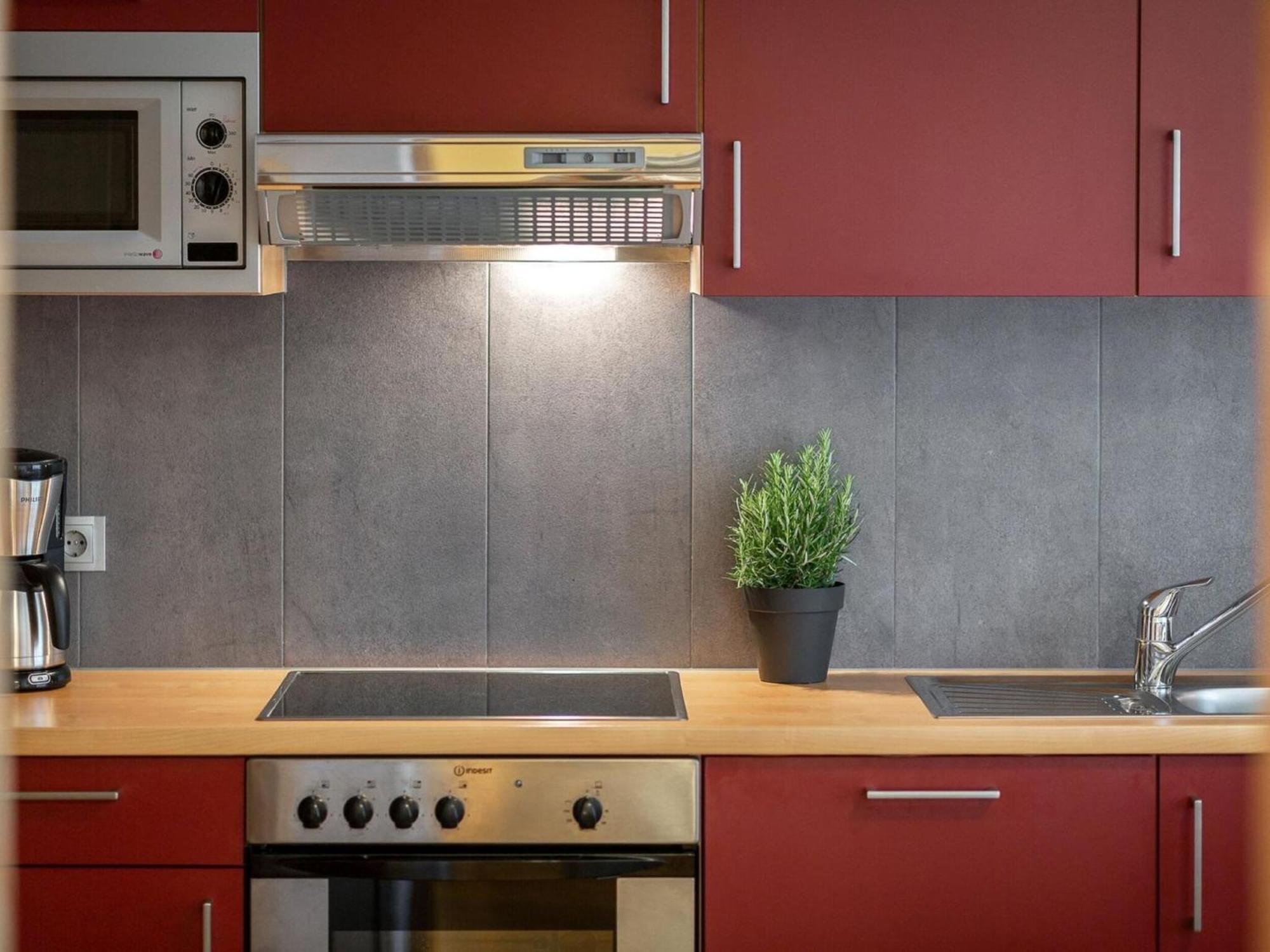 Apartment In Fuegen With A Garden エクステリア 写真